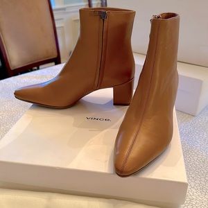 New in box Vince bootie